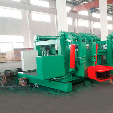 有軌鍛造裝取料機